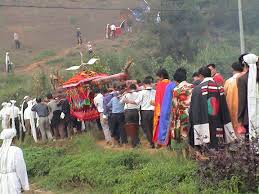Even funeral rites are performed not only for the deceased but also for the prosperity and general welfare of the living. Chinese Funeral Customs Traditions You Must Know When Attending Asiancustoms Eu