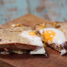 Egg In A Hole Cheese Toastie Video Recipe Video Recipes Yummy Food Food Recipies