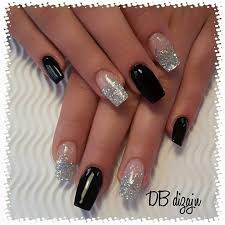 Red Black And Silver Glitter Nails Pin By Kimberly Vanderford On Ongles Black Silver Nails Silver Glitter Nails Silver Nails