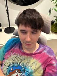 Phil Lester (@AmazingPhil)