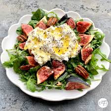 Il marque l'entrée de l'enfant au sein de l'église. Salade De Figues Fraiches Et Burrata