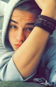 Get Stylish Best Selfie Poses For Boys At Home Gif Selfie khichne ke baad mei, video alag record karke dikhaya, ke kaise aap woh pose ko. coffeenideas