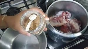 لحم محمر في الكوكوت بلا ماء بلا زيت حقيقة ماشي خيااال Youtube In 2020 Cocotte Recipe Recipes Cotton Candy Machine