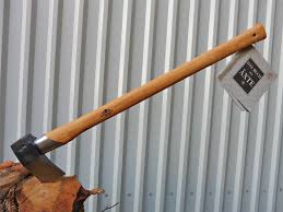 Das blatt wird an der wange gekrümmt und recht dünn geschmiedet… Gransfors Bruk Spaltaxt Gross 80cm 2500g Axt Spaltbeil Fur Brennholz Ebay