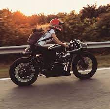 go girls おしゃれまとめの人気アイデア pinterest tashiro カフェレーサー バイク乗り ライダー