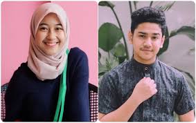 Syakir daulay berkolaborasi dengan adiba khanza untuk menyanyikan kembali lagu bidadari surga. Syakir Daulay Mengaku Suka Pada Adiba Khanza Kumparan Com