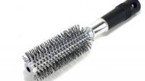 Namun belum tentu si pemiliknya paham bawah jenis rambut ini butuh penanganan spesial. 12 Macam Macam Sisir Rambut Dan Fungsinya Gayarambut Co Id