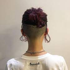 ryogakiさんはinstagramを利用しています 深いボルドーレッド 下ろせばミニボブです 刈り上げ女子 ボルドーカラー カラーモデル 美容師 美容師アシスタント 派手髪 デザインカラー l4l f4f followme 刈り上げ女子 アンダーカットボブ ヘア