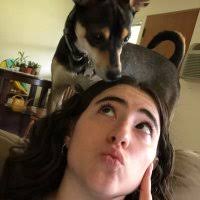 Sara Acosta (@saralaregia)