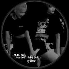 Bad Chaelisa Discovered By Jejo45 On We Heart It Black Aesthetic We Heart It Dark Aesthetic