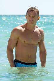 He was born daniel wroughton craig on march 2, 1968, at 41 liverpool road, … Daniel Craig Fur James Bond Trainiert Er 12 Stunden Am Tag Gala De