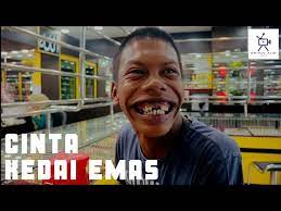 Kini, youtuber terkenal itu dilihat sudah berjaya mengembangkan sayap dalam bidang pengarahan. Drama Berat Nanang 9 Cinta Kedai Emas Youtube