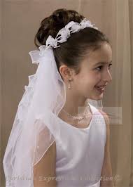 Shop first communion veils, boys communion girls communion dresses flower crown veil communion hairstyles cream flowers bridal crown. First Communion Headpieces First Communion Wreath Veil V807 Communion Headpiece First Communion Hairstyles Communion Hairstyles