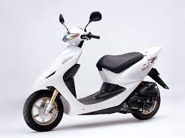 The new dio 110 comes with a powerful het engine and ensures optimum performance with superb mileage. Honda Global February 20 2004 Honda Announces A Full Model Change For The Sporty Smart Dio Z4 50cc Scooter Featuring The World S First Electronic Fuel Injection System For A Production 4 Stroke 50cc Engine