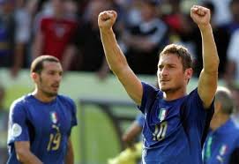 Italia está en cuartos tras la ejecución de totti. Italia Australia Un Rigore Per I Quarti A Mondiali Di Germania 2006 A Repubblica It