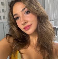 What are the best practices for maintaining a sourdough starter at the  right temperature?