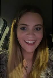 Mackenzie Crawford Sings