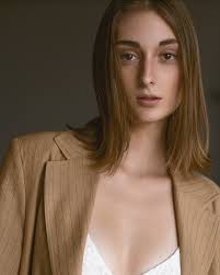 NOW REPRESENTING PAULO POR @l_i_z_e_t_h_v #Capitalmodelmanagement