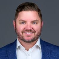 Douglas Cushman's Instagram, Twitter & Facebook