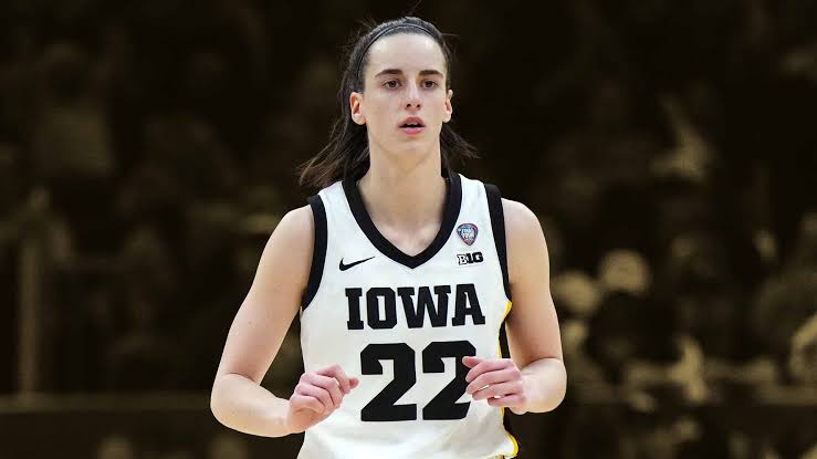 Caitlin Clark's former coach recalls her move that stunned 100 college  coaches - Basketball Network