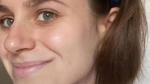 La madre di Samson: "Mark sembrava un demonio, cercava una valigia grande"