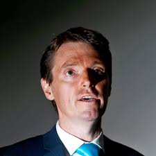 Conservative leader's salacious letters to aide are aired in court