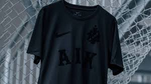 I thought a texas blackout kit would have included more whiskey nice selection of lights btw. Phil Delves On Twitter Welcome To The Club Borussia En