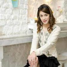 Resultado de imagem para fotos da violetta na vida real