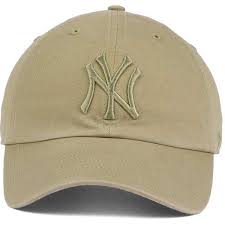 New York Yankees 47 Mlb Khaki 47 Clean Up Cap 23 Liked On Polyvore Featuring Accessories Hats Cap Hats New York Yankee Hat Yankees Hat Clothes Design