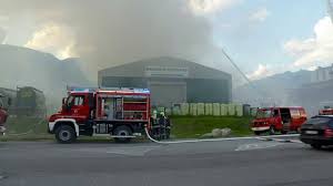 28 видео 113 375 просмотров обновлен 8 июн. Grossbrand Beikircher Grunland Feuerwehr Einsatze Video Bruneck Sudtirol Youtube