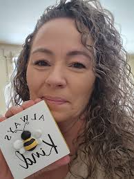 🎁 Looking for that perfect Christmas gift for the one that has  everything?! How about the gift of healthy, happy 👣 feet! Heel to Toe  Footcare is now offering gift certificates!! 🎄