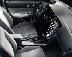 Honda has always put good handling high on its list of design priorities, and that's what the accord provides. Honda Accord 4 Doors Specs Photos 1993 1994 1995 1996 Autoevolution