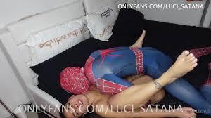 Curly hair Luci Onlyfans model - Порно - EroMe