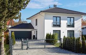 Free shipping on millions of items. Neubau Eines Stilvollen Kfw 70 Hauses In Moosburg Halbinger Bau Und Wohnbau