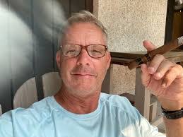 Scott Selman's Instagram, Twitter & Facebook