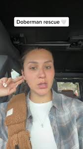 Gracias a Amanda Waggoner por salvar a mi doberman