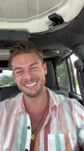 Aaron Salinger's Instagram, Twitter & Facebook