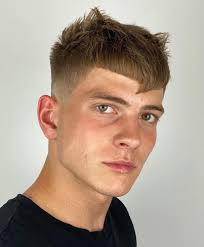 In combination with beautiful curls falling on your face, you'll be irresistible. Fringe Hairstyle Men Novocom Top