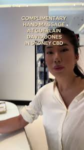 @Guerlain has a complimentary hand massage at #davidjones #guerlain  #guerlainpartner #sydneycbd check out their products! #davidjonessydney  #shopping #christmaswishlist