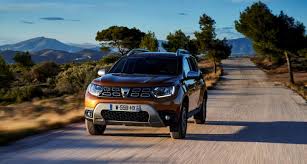 Autant dire que tous les éléments étaient réunis pour baptiser comme il se doit le effectivement, le nouveau duster se vente d'un design renouvelé sans aucune récupération stylistique de l'ancienne version. Dacia Duster Eco G Date De Sortie Prix Et Fiche Technique Autonews Green