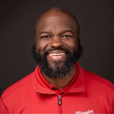 I had the pleasure of meeting David Moody last week! It was a very  impactful interaction for me. I learned about his journey, the amazing  things he has done and his outlook