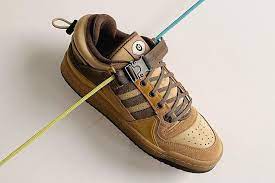 Todas las zapatillas de fútbol sala de la marca munich. Bad Bunny X Adidas Forum Lo Detailed Look Release Info Hypebeast