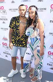 Fans are wondering whether sky and bow wow dated or are dating. Rapper Bow Wow Shares Heartbreaking Message About Losing His Son With His Fans In Emotional Statement