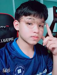 Liên Quân Mobile: Thêm một cái tên thống trị rank Thách Đấu, vượt qua cả  "thần đồng 12 tuổi" Vĩnh Đất lẫn hàng loạt tuyển thủ