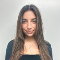 Nicole Laumann's Instagram, Twitter & Facebook