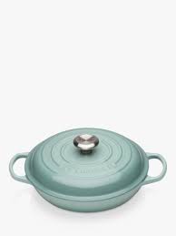 Le Creuset Cast Iron 26cm Signature Shallow Casserole Sage Green Le Creuset Cast Iron Creuset Le Creuset