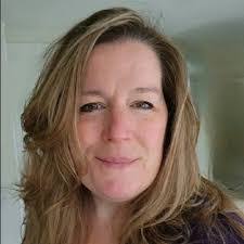 Mia Demarco's Instagram, Twitter & Facebook