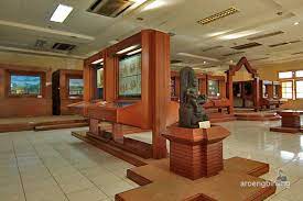 Berbagi ke twitter berbagi ke facebook bagikan ke pinterest. Museum Bank Rakyat Indonesia Purwokerto