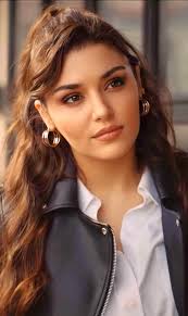 Hande Ercel Wallpapers (34 images) - WallpaperCat