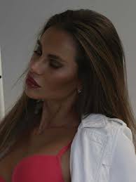 Έλενα Μπομπού (@elena__bob) • Instagram photos and videos